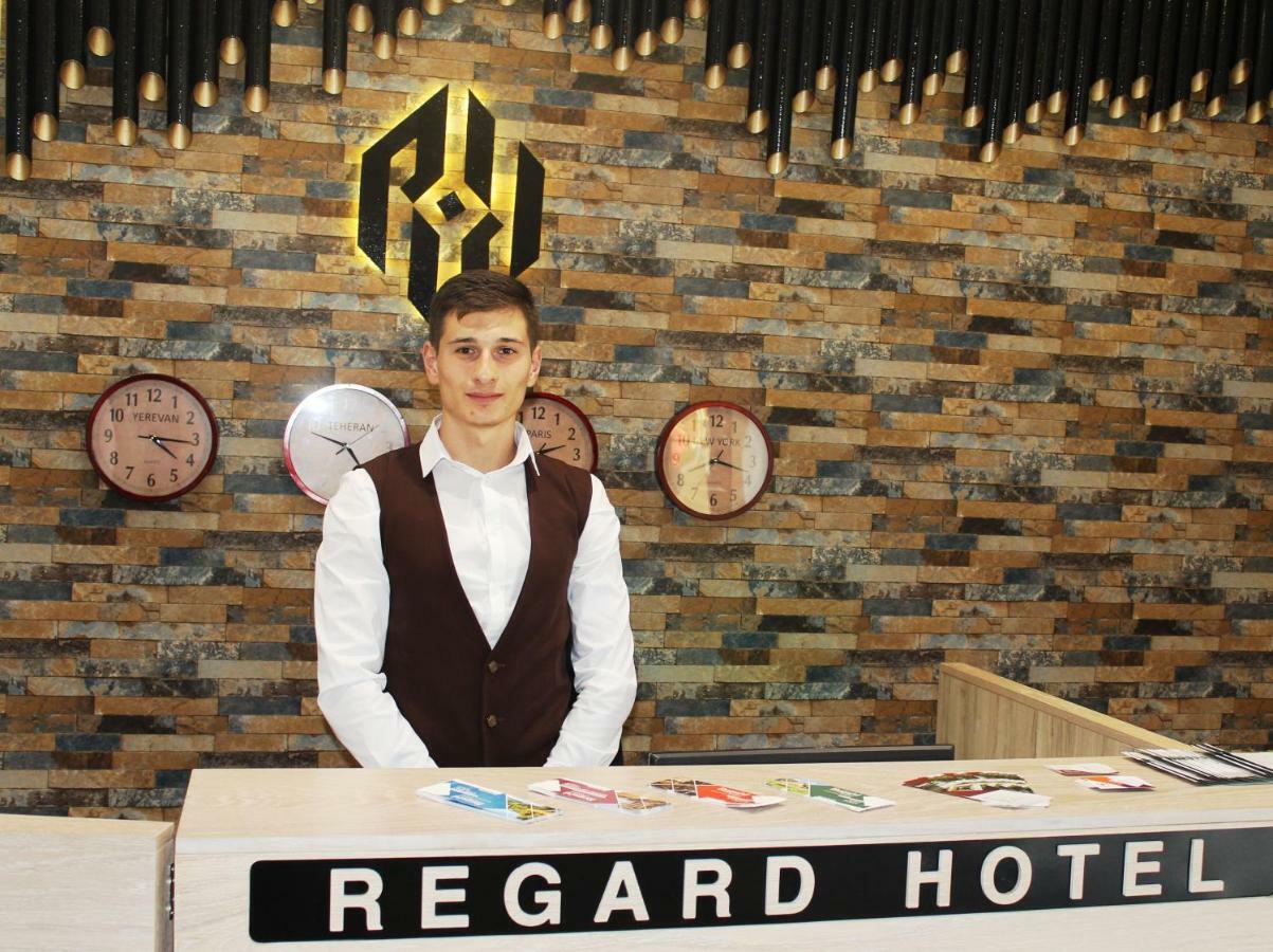 Regard Hotel Erevan Esterno foto